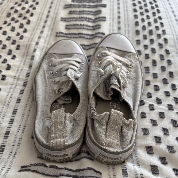 Converse Light Gray Slip-On Shoes - Picture 5 of 6